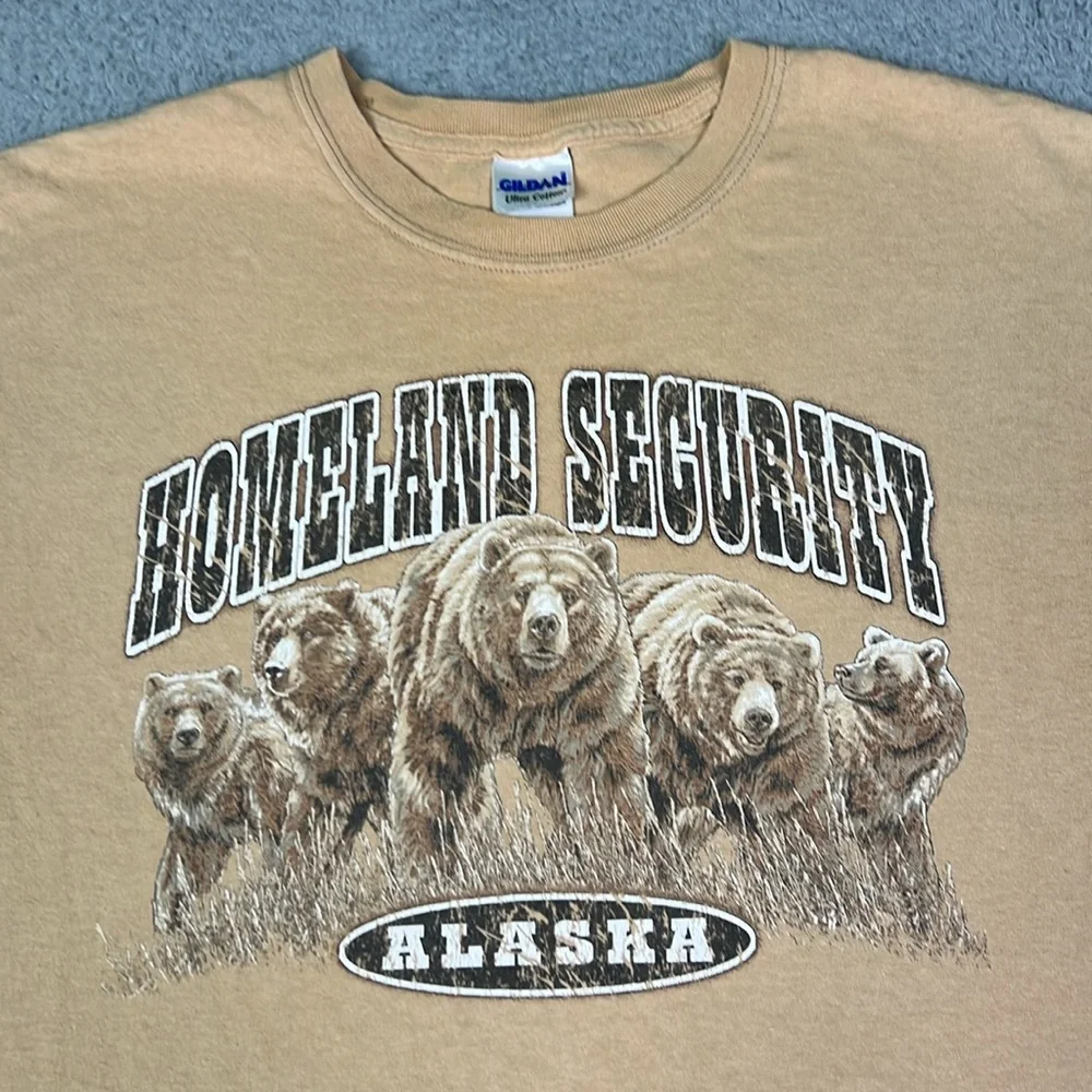 Alaska Homeland Security Bear T-shirt - Picture 2 of 3
